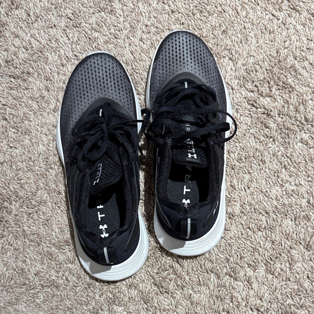 New Under Armour charged breathe Sneakers